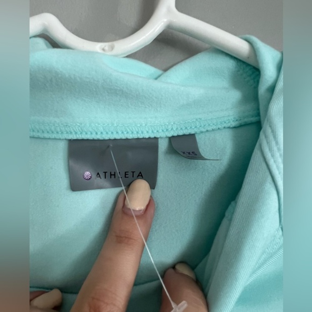 Athleta‎ pullover - Picture 5 of 8